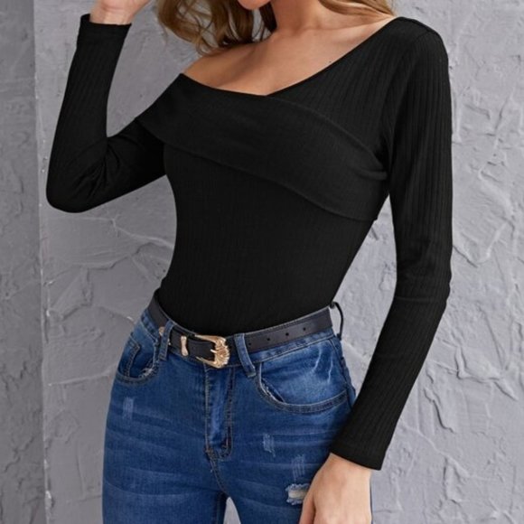 Contemporaray  Asymmetrical Neck Foldover Ribbed T - Picture 7 of 8